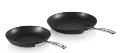 Le Creuset Les Forgées Koekenpannenset ø 24 En 28 Cm Aluminium -Le Creuset 070d14e466bfdf892dd49c72e49c643d p1