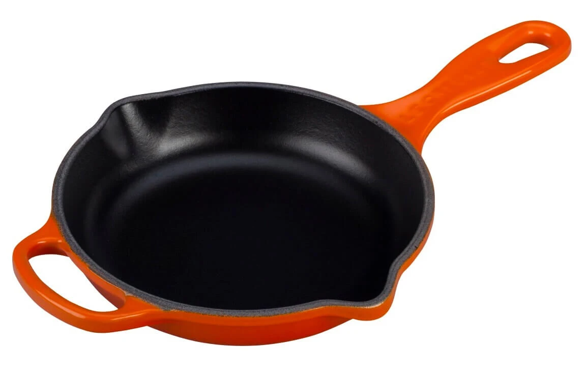Le Creuset skillet koekenpan ø 16 cm gietijzer vulcanique Le Creuset Skillet Koekenpan ø 16 Cm Gietijzer Vulcanique -Le Creuset 7056911 20182160900422 le creuset gusseisen brat und servierpfanne signature ofenrot 02 1200