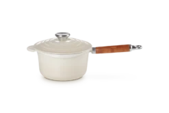 Le Creuset Sauspan Met Deksel En Houten Steel ø 18 Cm Gietijzer Meringue