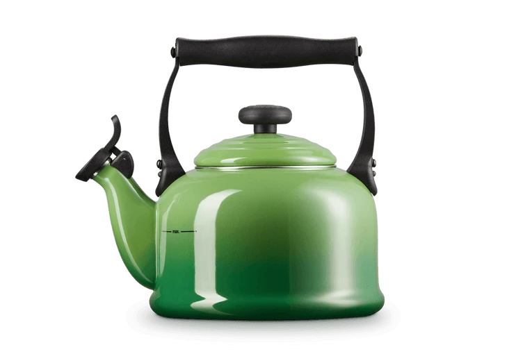 Le Creuset Tradition fluitketel 2,1 liter staal bamboo Le Creuset Tradition Fluitketel 2,1 Liter Staal Bamboo -Le Creuset lc 20200630 zs ps fs 40102024080000 003 1