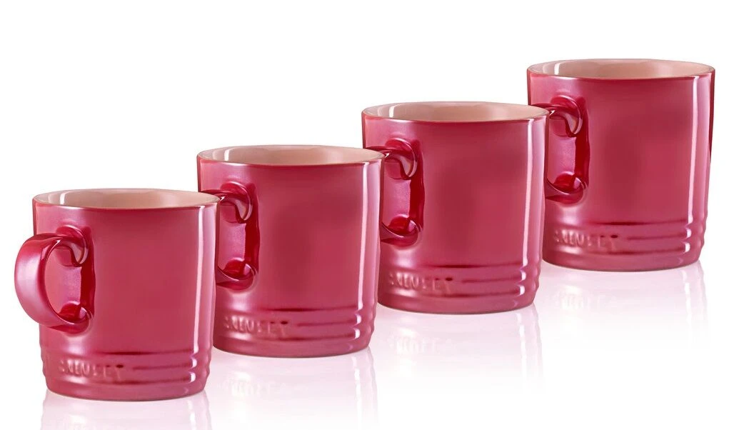 Le Creuset Metallics mok 350 ml aardewerk kersrood 4 stuks Le Creuset Metallics Mok 350 Ml Aardewerk Kersrood 4 Stuks -Le Creuset rs8758 lc 20190108 de ps 50197 scr