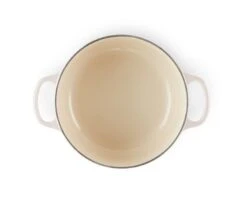 Le Creuset Signature Braadpan 2,4 Liter ø 20 Cm Gietijzer Shell Pink -Le Creuset rs8768 lc 20190618 fr ps 00010 scr